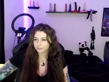 bigtittedtattedlesbian